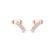 Load image into Gallery viewer, The Essential - No. 136