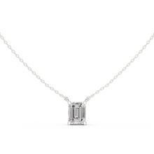 Load image into Gallery viewer, Emerald Solitaire Pendant