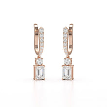 Load image into Gallery viewer, 4.42 Carat Emerald Shape Drop Earring